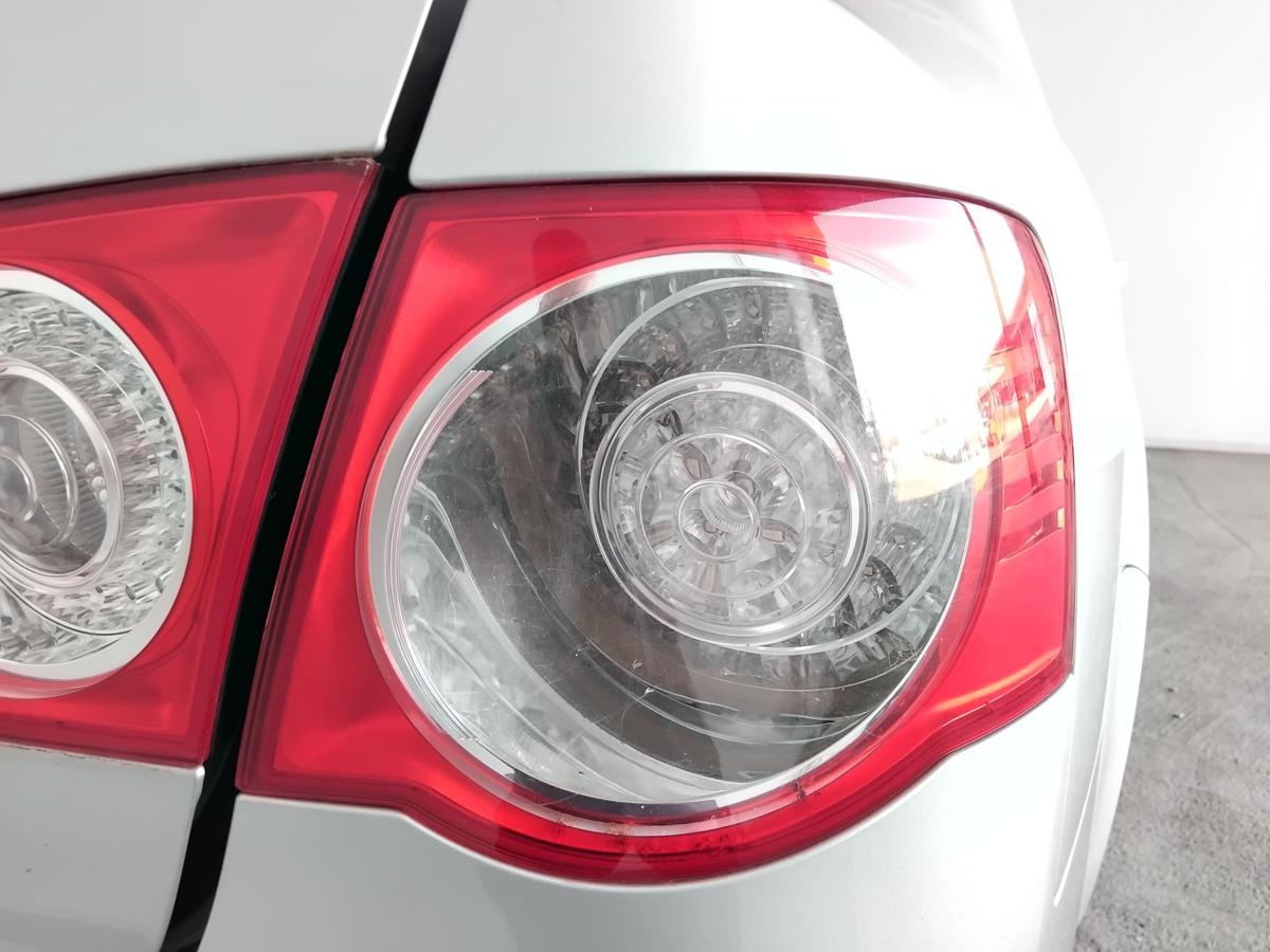 VW Jetta 5 1K2 original R&uuml;ckleuchte Heckleuchte rechts au&szlig;en LED BJ2007