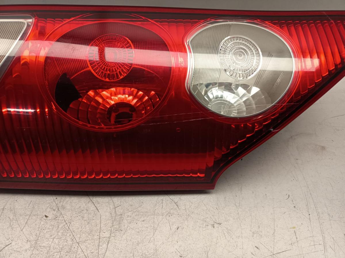 Renault Kangoo 2 Bj.2010 original R&uuml;ckleuchte Heckleuchte links f&uuml;r Fl&uuml;gelt&uuml;ren