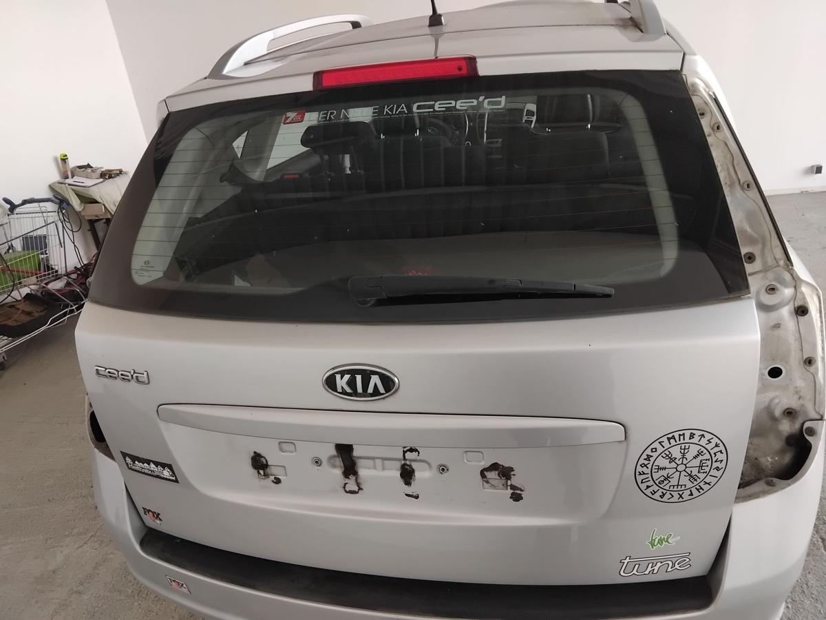Kia Ceed Kombi ED SW Heckklappe 9S Machine Silver mit Scheibe BJ2007 Kia Ceed Kombi ED SW Heckklappe 9S Machine Silver mit Scheibe BJ2007