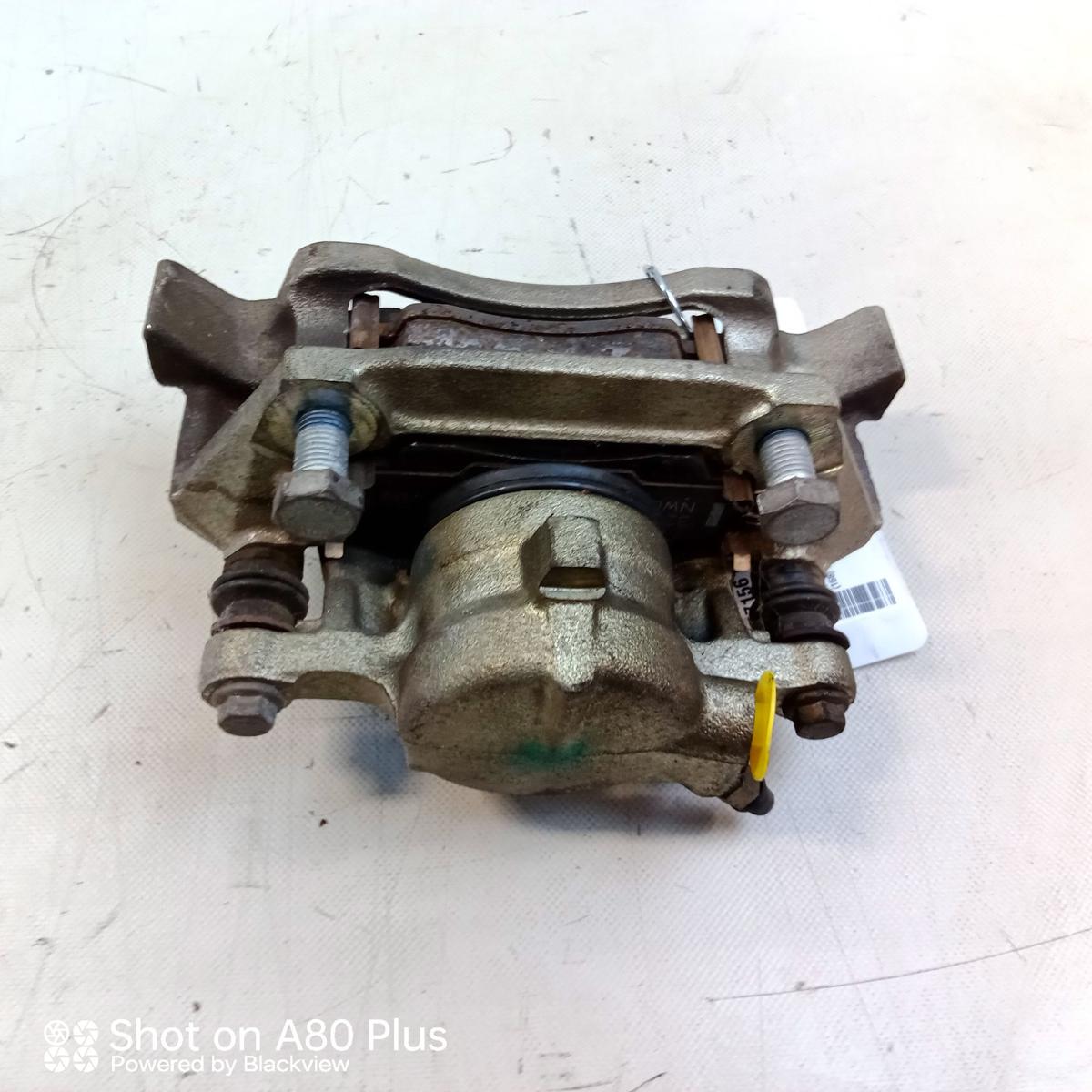 Mercedes A-Klasse W168 original Bremssattel Vorderachse rechts mit Tr&auml;ger Bj2000