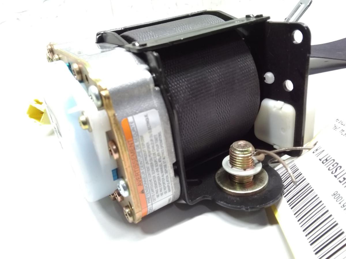 Suzuki Ignis FH original Sicherheitsgurt vorn rechts Beifahrerseite BJ2003